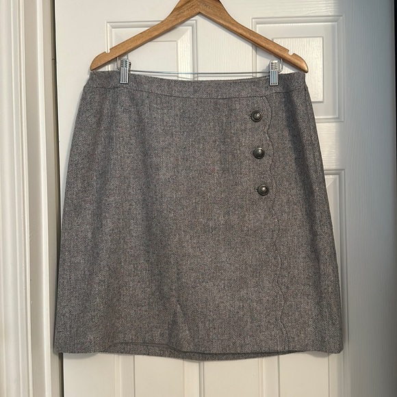 Talbots plus grey wool blend tweed skirt scallop button detail fully lined 14 W - Picture 1 of 4
